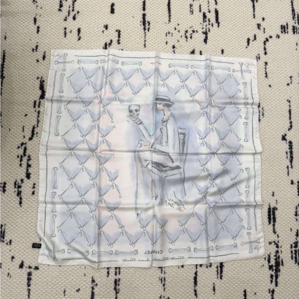 Chanel iconic Silk Les Vanites Scarf Multicolor - Picture 11 of 11